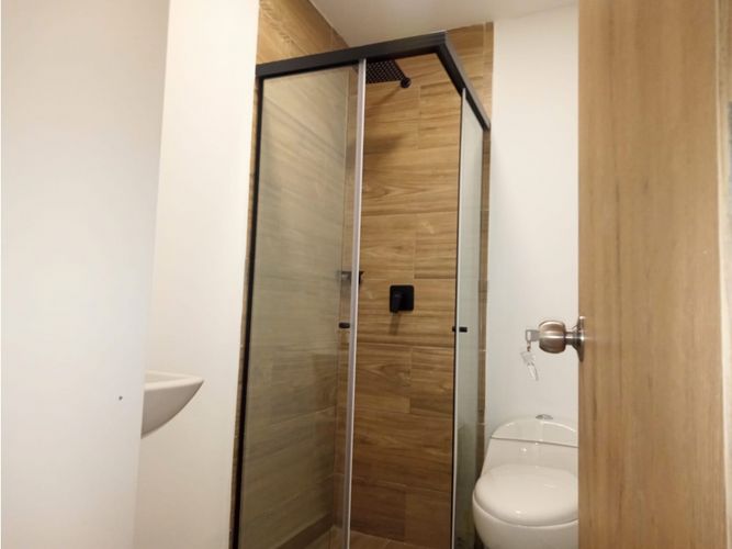 Apartamento de 2 alcobas en venta en Restrepo Naranjo, Sabaneta, 52 m² · foto 5 de 10