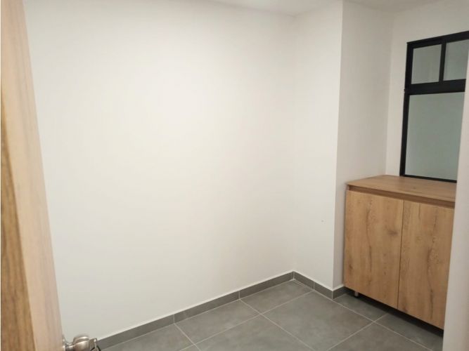 Apartamento de 2 alcobas en venta en Restrepo Naranjo, Sabaneta, 52 m² · foto 6 de 10