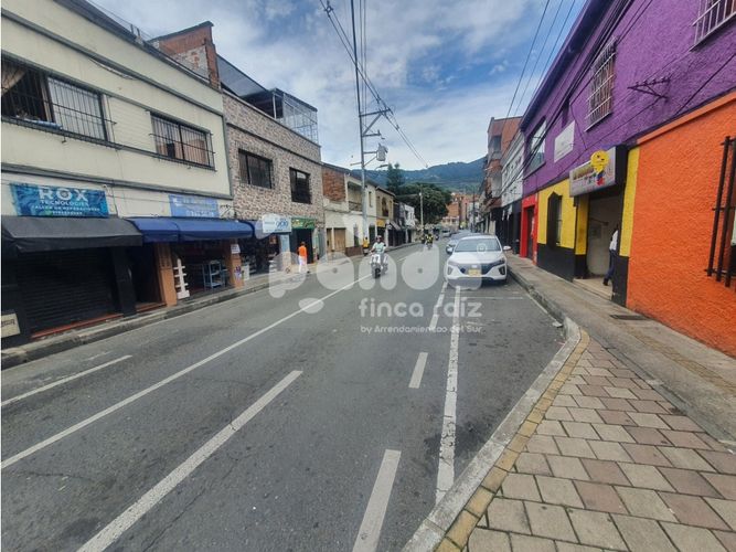 Local en arriendo en Obrero, Envigado, 25 m² · foto 6 de 8