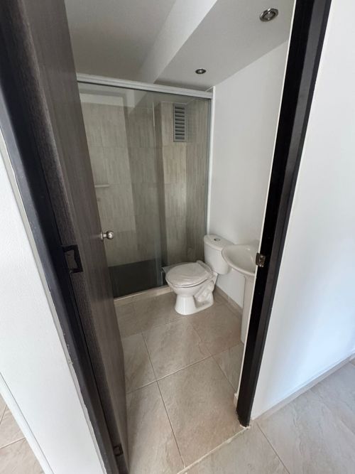 Apartamento en venta en Los Molinos, Pereira · foto 8 de 11