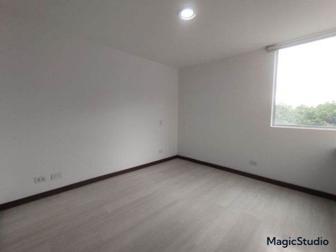 Apartamento de 3 alcobas en arriendo en Loma Del Esmeraldal, Envigado, 90 m² · foto 8 de 20