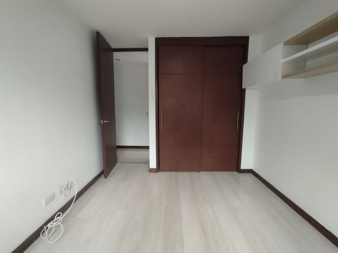 Apartamento de 3 alcobas en arriendo en Loma Del Esmeraldal, Envigado, 90 m² · foto 9 de 20