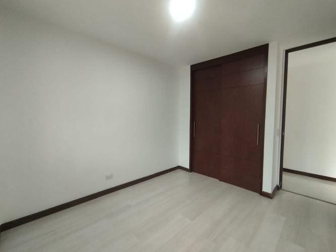 Apartamento de 3 alcobas en arriendo en Loma Del Esmeraldal, Envigado, 90 m² · foto 12 de 20