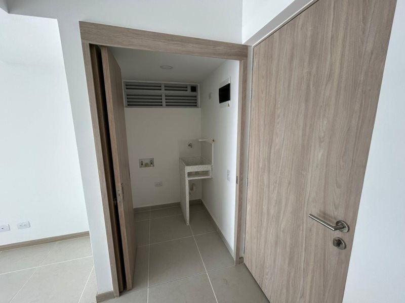 Apartamento en venta en Alcaravanes, Marinilla · foto 2 de 21