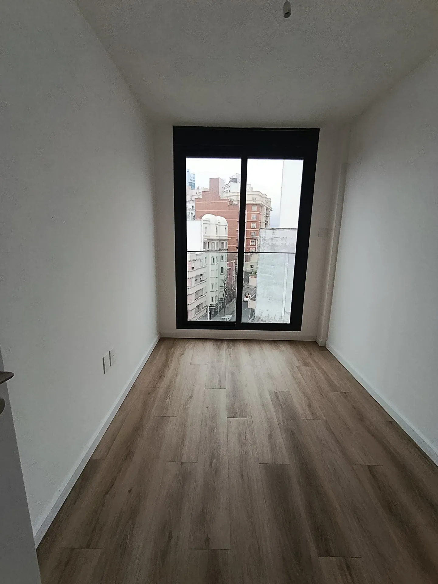 Alquiler Apartamento Dos Dormitorios En Tres Cruces · Foto 9