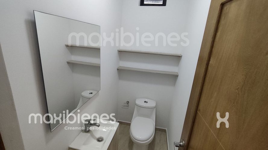 Casa de 3 alcobas en arriendo en Villa Del Rio, Apartado, 160 m² · foto 5 de 19