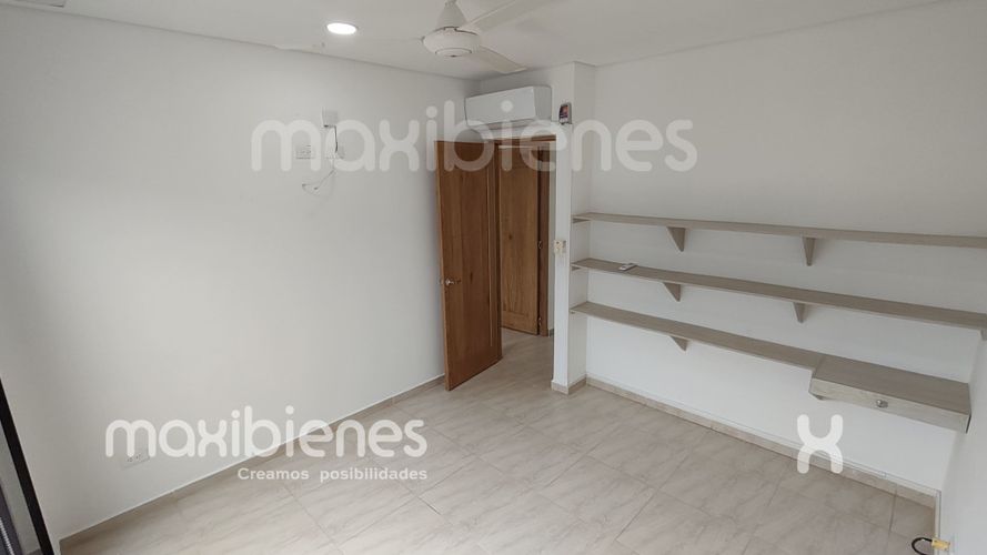 Casa de 3 alcobas en arriendo en Villa Del Rio, Apartado, 160 m² · foto 18 de 19