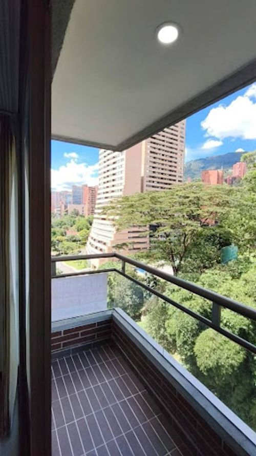 Apartamento de 3 alcobas en arriendo en Loma De Los Gonzalez, Medellín, 69 m² · foto 5 de 21
