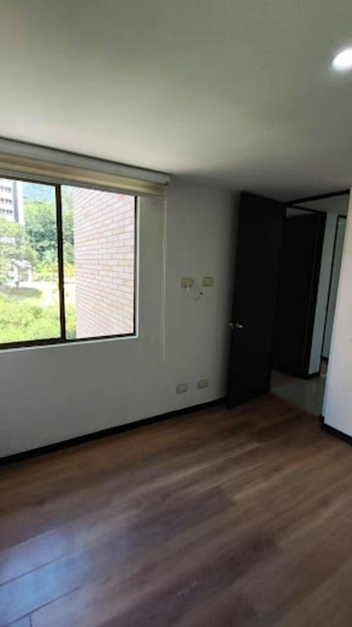 Apartamento de 3 alcobas en arriendo en Loma De Los Gonzalez, Medellín, 69 m² · foto 8 de 21