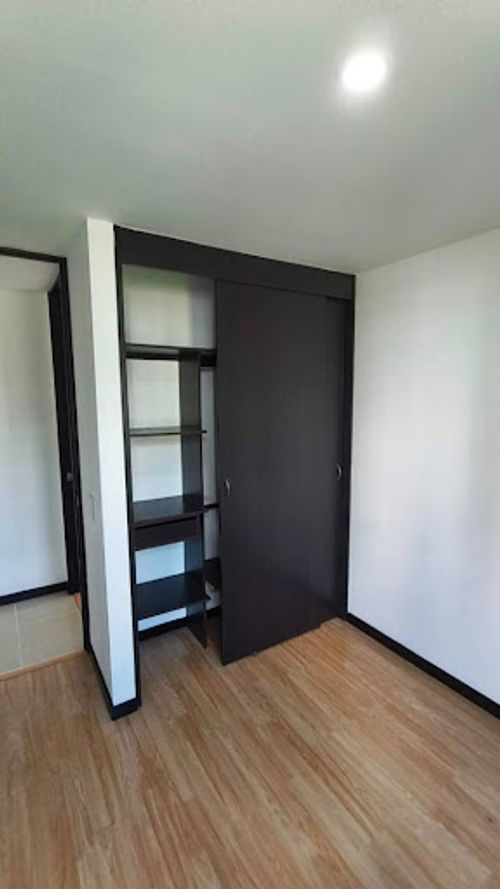 Apartamento de 3 alcobas en arriendo en Loma De Los Gonzalez, Medellín, 69 m² · foto 9 de 21