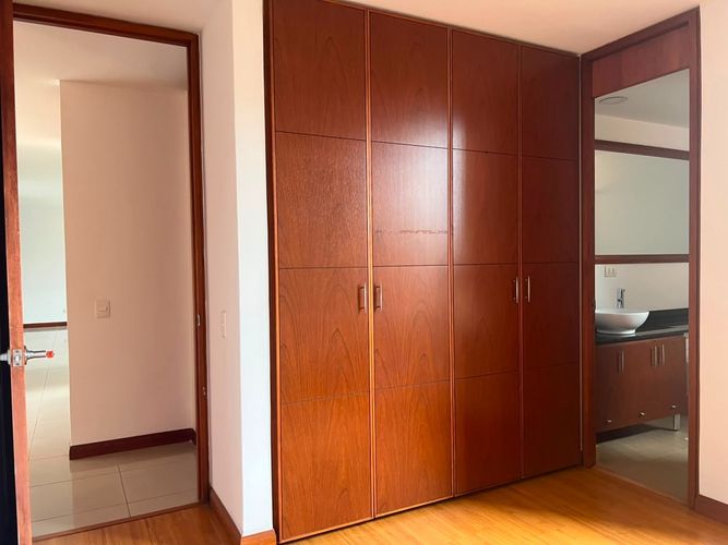 Apartamento de 3 alcobas en venta en El Poblado, Medellín, 170 m² · foto 16 de 20