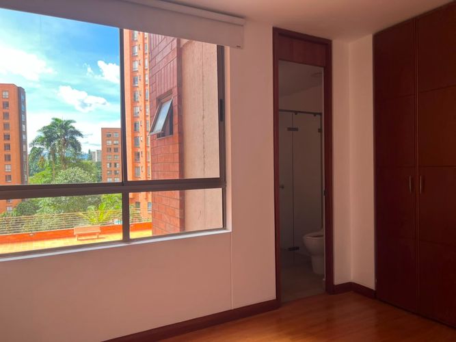 Apartamento de 3 alcobas en venta en El Poblado, Medellín, 170 m² · foto 15 de 20