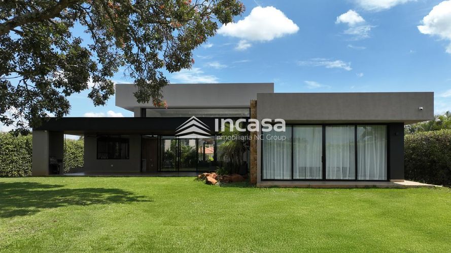 Casa de 4 alcobas en venta en La Morada, Jamundí, 1500 m² · foto 2 de 24