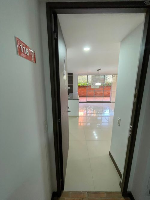 Apartamento de 3 alcobas en arriendo en Zuñiga, Envigado, 90 m² · foto 13 de 18