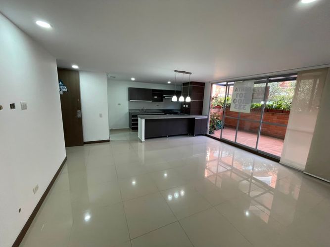 Apartamento de 3 alcobas en arriendo en Zuñiga, Envigado, 90 m² · foto 14 de 18