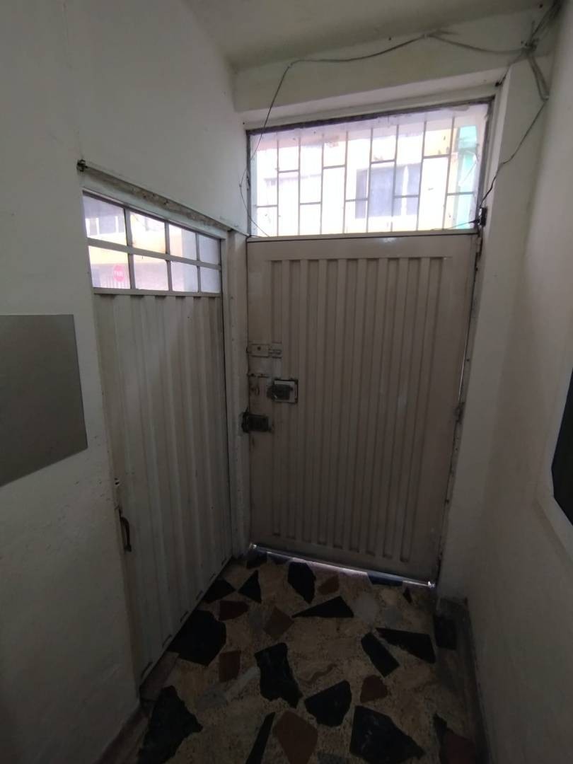 Casa en venta en Jose Antonio Galan, Bogotá · foto 8 de 24