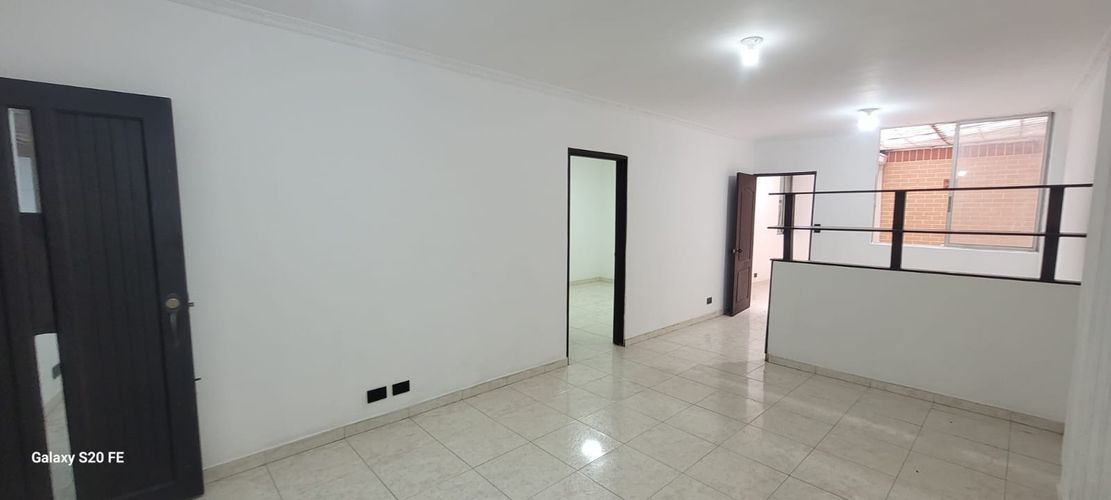 Apartamento en venta en Santa Rosa, Cali · foto 2 de 12