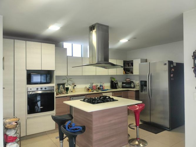 Apartamento en venta en Alejandria, Medellín · foto 6 de 18