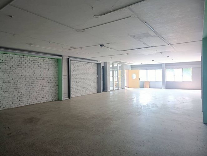 Bodega en arriendo en Belén, Medellín, 300 m² · foto 3 de 16