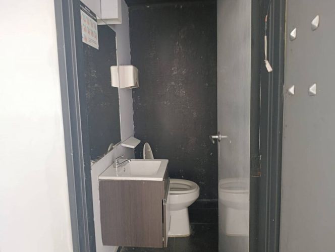 Bodega en arriendo en Belén, Medellín, 300 m² · foto 7 de 16