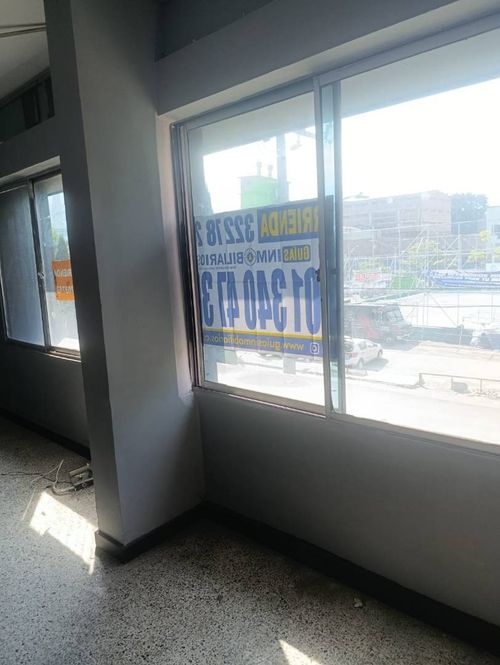 Bodega en arriendo en Belén, Medellín, 300 m² · foto 8 de 16