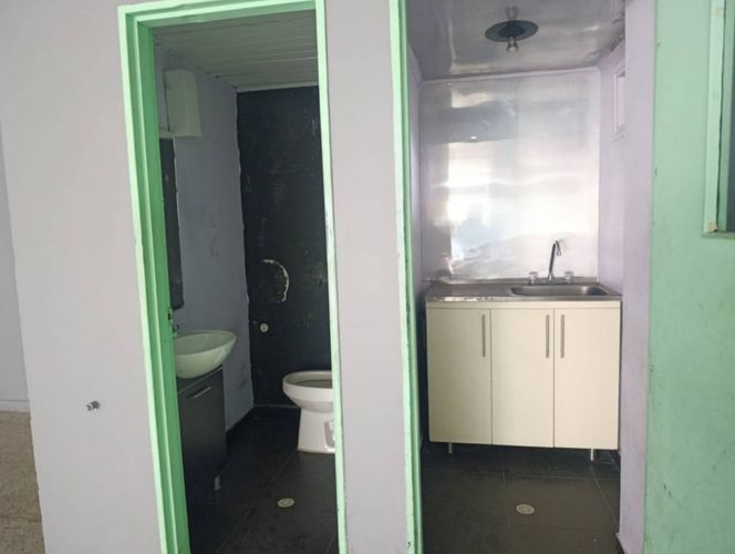 Bodega en arriendo en Belén, Medellín, 300 m² · foto 14 de 16