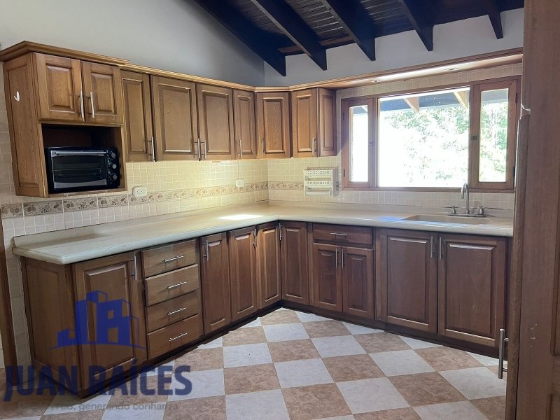 4BR House in Centro (240 m²)