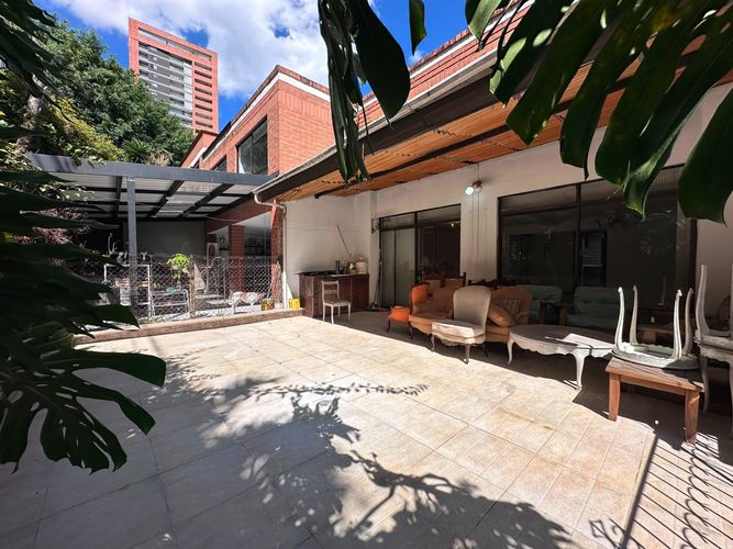 Casa de 3 alcobas en venta en El Poblado, Medellín, 150 m² · foto 17 de 17