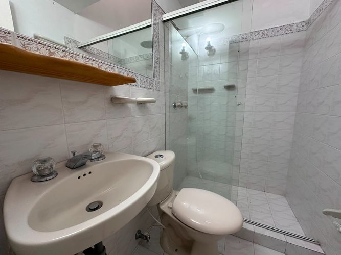 Casa de 3 alcobas en venta en El Poblado, Medellín, 150 m² · foto 15 de 17