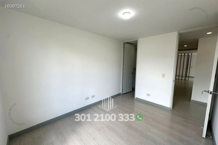 Apartamento de 3 alcobas en arriendo en Castropol, Medellín, 110 m² · foto 15 de 24