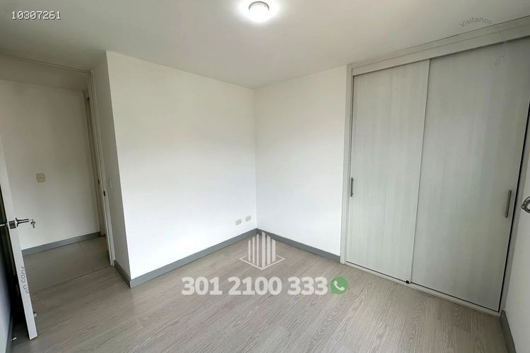 Apartamento de 3 alcobas en arriendo en Castropol, Medellín, 110 m² · foto 18 de 24