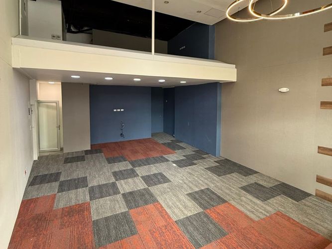 Local en arriendo en El Poblado, Medellín, 100 m² · foto 5 de 9