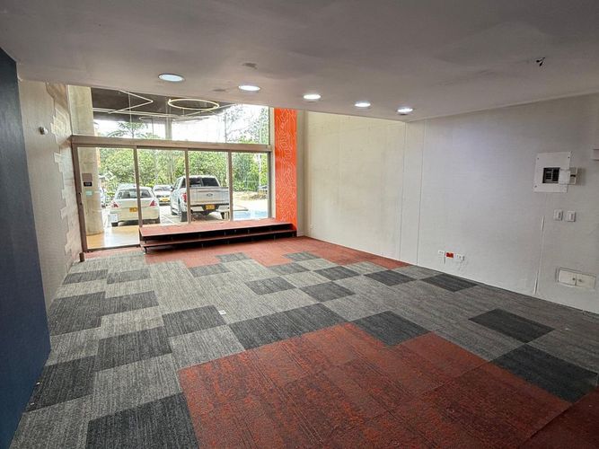 Local en arriendo en El Poblado, Medellín, 100 m² · foto 9 de 9