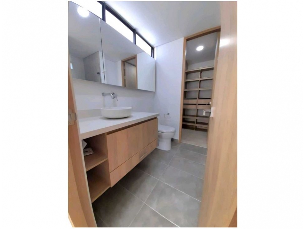 Apartamento en venta en Loma Del Indio, Medellín · foto 14 de 15
