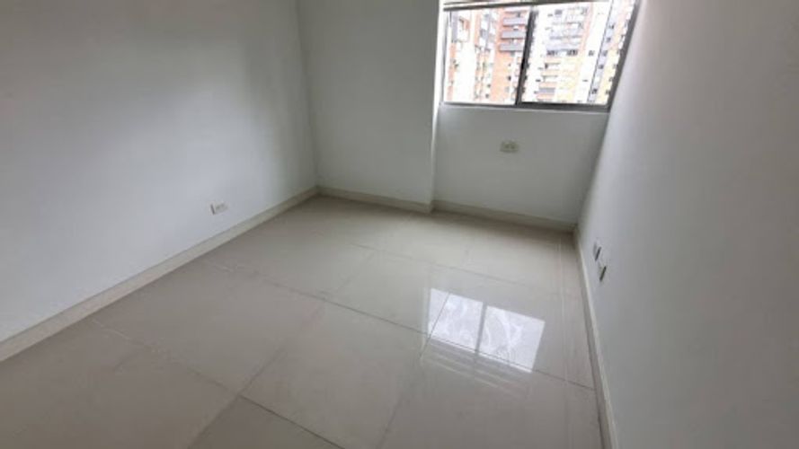Apartamento de 3 alcobas en arriendo en Ciudad Del Río, Medellín, 95 m² · foto 9 de 18