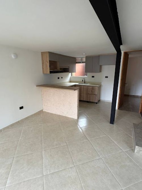 Casa de 3 alcobas en arriendo en La Ceja, 120 m² · foto 2 de 21