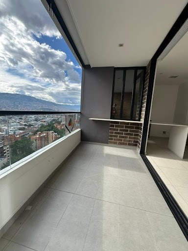 Apartamento en arriendo en Castropol, Medellín · foto 7 de 24