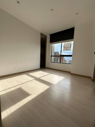Apartamento en arriendo en Castropol, Medellín · foto 13 de 24