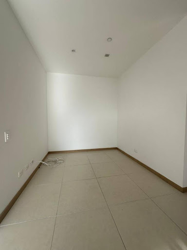 Apartamento en arriendo en Castropol, Medellín · foto 16 de 24