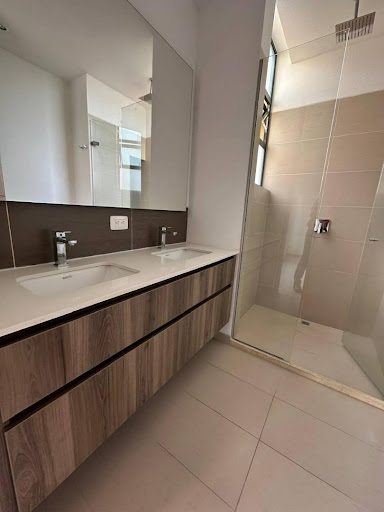 Apartamento en arriendo en Castropol, Medellín · foto 24 de 24