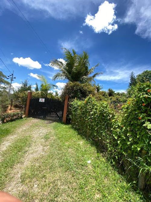 Finca en arriendo en Guarne, 200 m² · foto 2 de 13