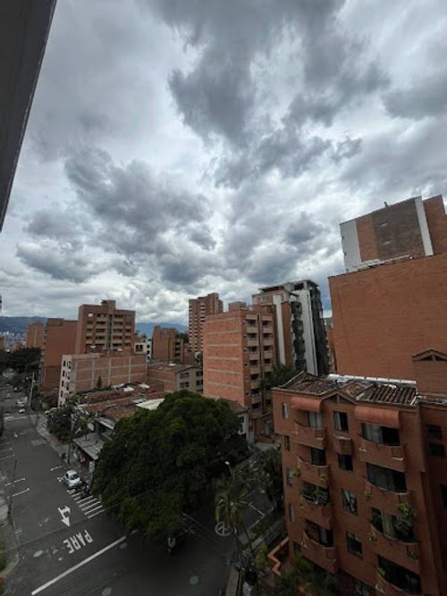 Apartamento de 3 alcobas en arriendo en Laureles, Medellín, 130 m² · foto 8 de 19