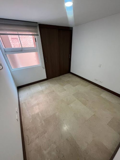 Apartamento de 3 alcobas en arriendo en Laureles, Medellín, 130 m² · foto 13 de 19