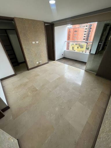 Apartamento de 3 alcobas en arriendo en Laureles, Medellín, 130 m² · foto 15 de 19