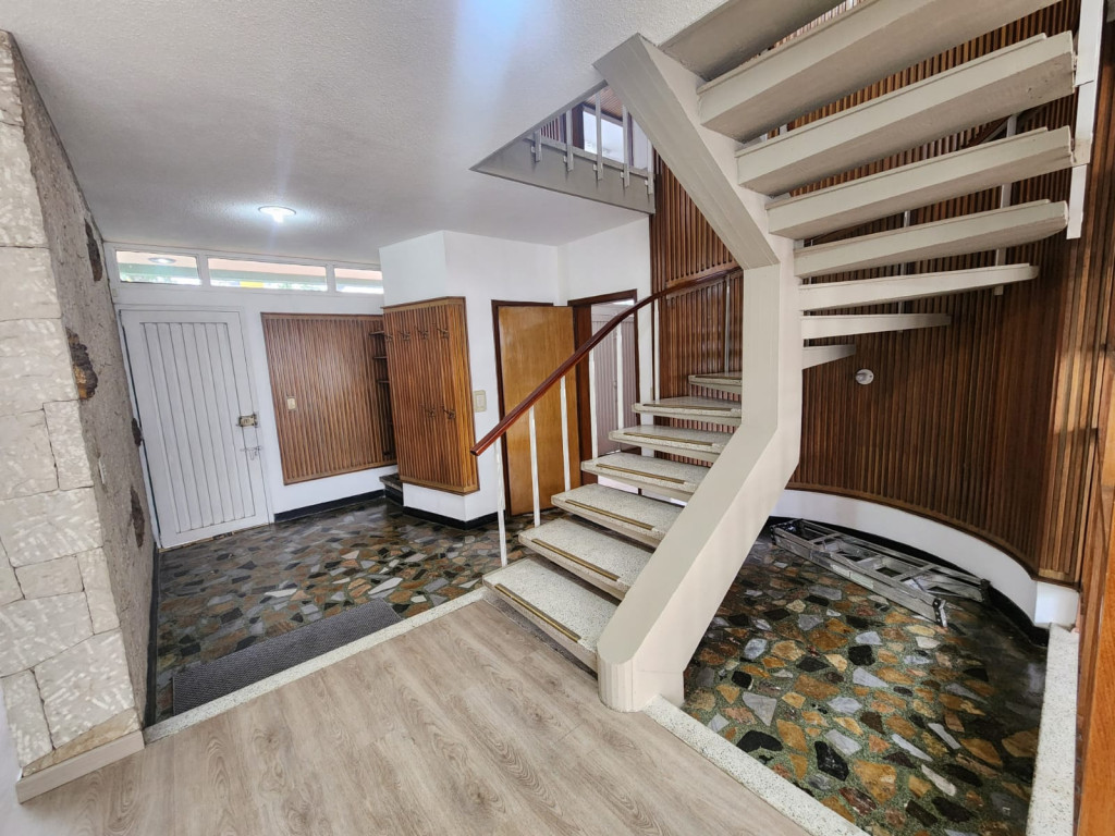 Casa en venta en La Castellana, Bogotá · foto 4 de 24