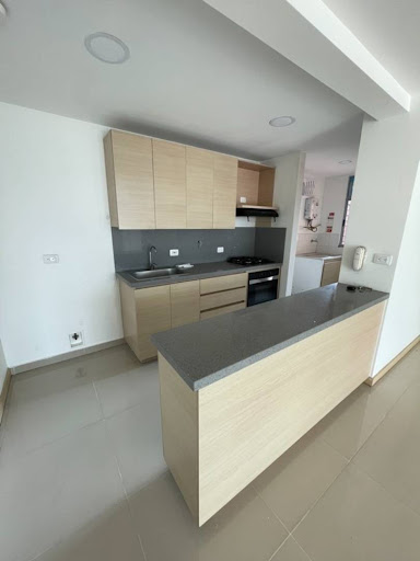 Apartamento en arriendo en Las Vegas, Envigado · foto 2 de 12