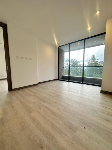 Apartamento en arriendo en San Lucas, Medellín · foto 8 de 17