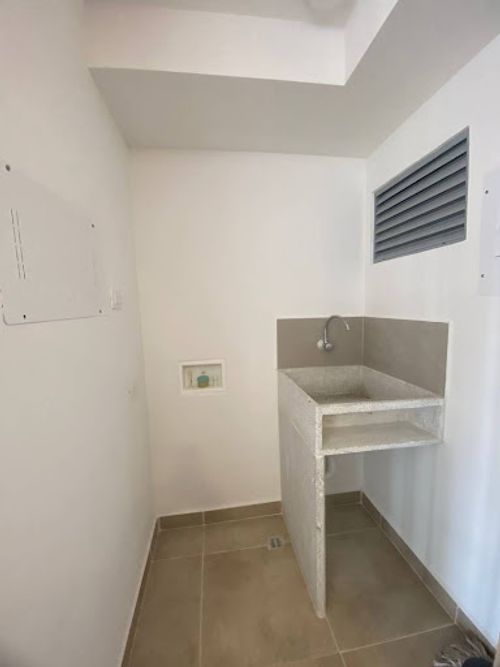 Apartamento de 3 alcobas en arriendo en Barro Blanco, Rionegro, 89 m² · foto 2 de 10