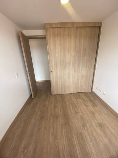 Apartamento de 3 alcobas en arriendo en Barro Blanco, Rionegro, 89 m² · foto 5 de 10