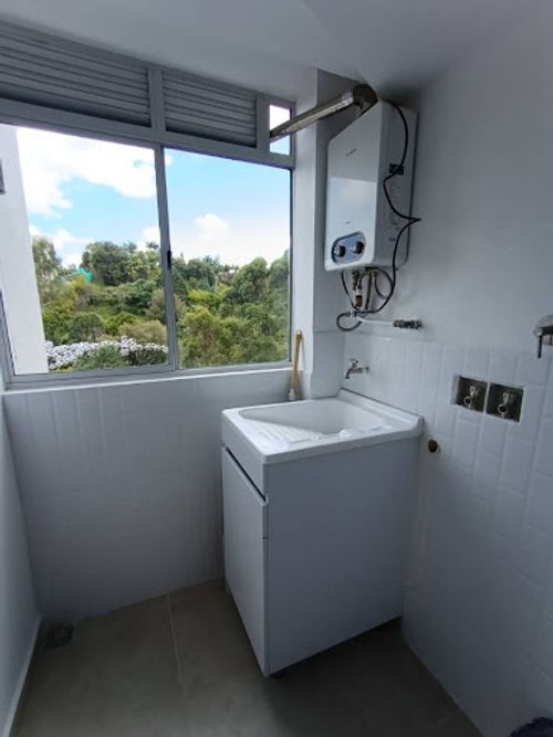 Apartamento de 2 alcobas en arriendo en Abreo, Rionegro, 54 m² · foto 5 de 10